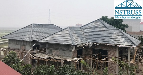 Thi công mái ngói tại Bắc Giang - Khung kèo thép nhẹ chống gỉ
