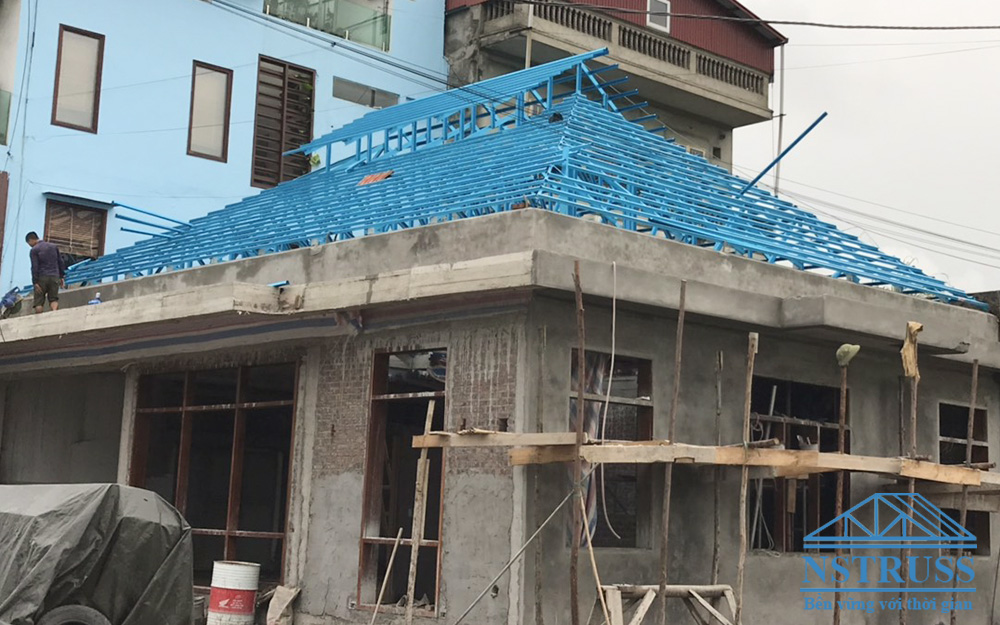 Cách thi công giàn thép mái ngói cho mái nhà tại Mạo Khê, Quảng Ninh
